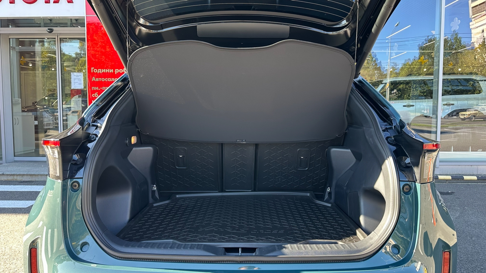 Toyota YARIS CROSS 2025 року, Хетчбек, Тойота Центр Харків "Артсіті", м.Харків | Фото № 10 Toyota YARIS CROSS 2025 року з пробігом 1178 км, Хетчбек, Тойота Центр Харків "Артсіті", м.Харків - 1430270 ГРН | Фото № 10