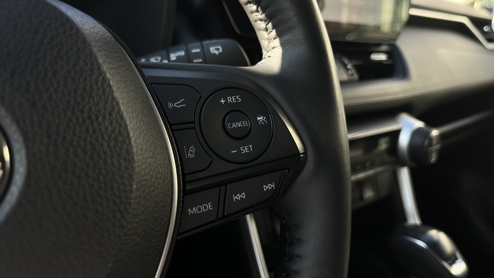 Toyota RAV4 2023 року, Універсал, Тойота Центр Хмельницький "Гранд Мотор", м.Хмельницький | Фото № 14 Toyota RAV4 2023 року з пробігом 21518 км, Універсал, Тойота Центр Хмельницький "Гранд Мотор", м.Хмельницький - 1671000 ГРН | Фото № 14