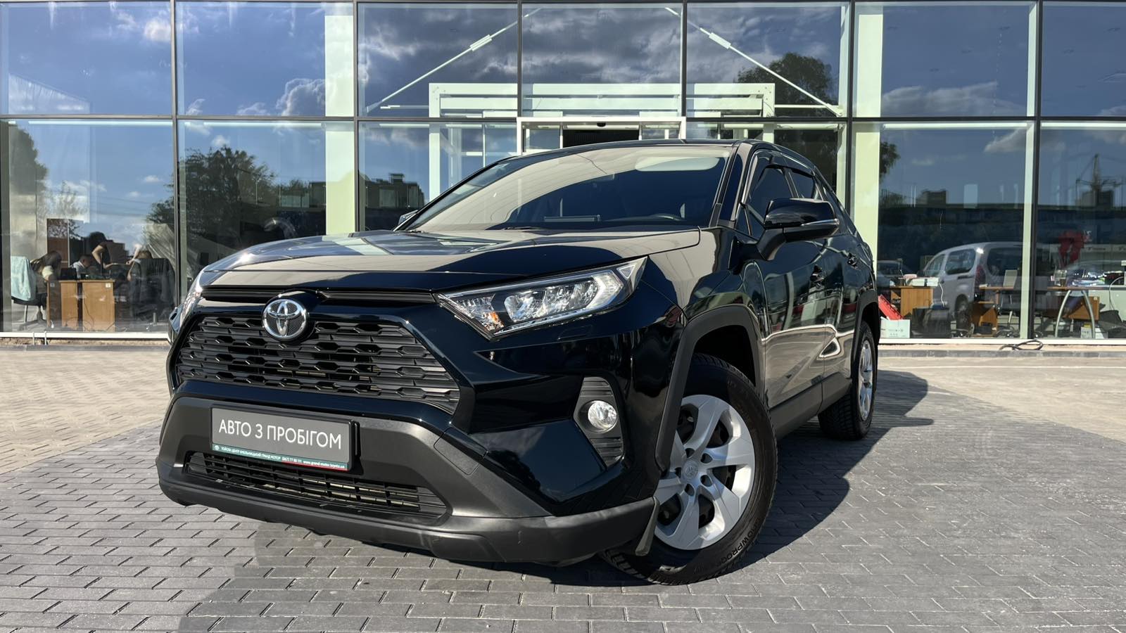 Toyota RAV4 2020 року, Універсал, Тойота Центр Хмельницький "Гранд Мотор", м.Хмельницький | Фото № 1 Toyota RAV4 2020 року з пробігом 34053 км, Універсал, Тойота Центр Хмельницький "Гранд Мотор", м.Хмельницький - 1180870 ГРН | Фото № 1