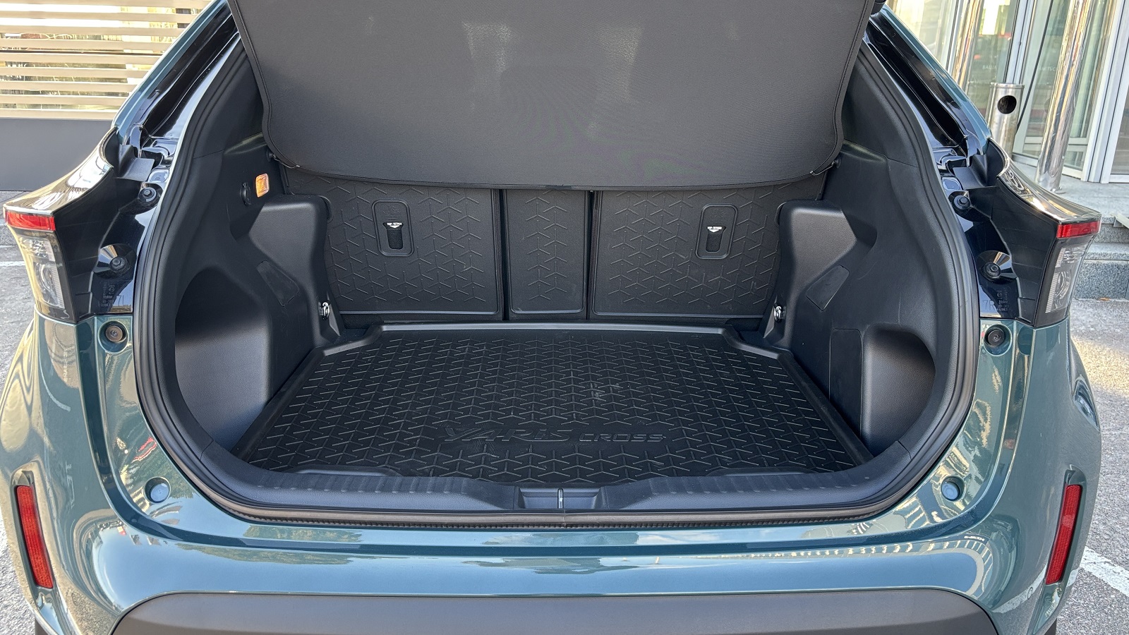 Toyota YARIS CROSS 2025 року, Хетчбек, Тойота Центр Біла Церква "Автосаміт Укравто", м.Біла Церква | Фото № 10 Toyota YARIS CROSS 2025 року з пробігом 201 км, Хетчбек, Тойота Центр Біла Церква "Автосаміт Укравто", м.Біла Церква - 1430270 ГРН | Фото № 10