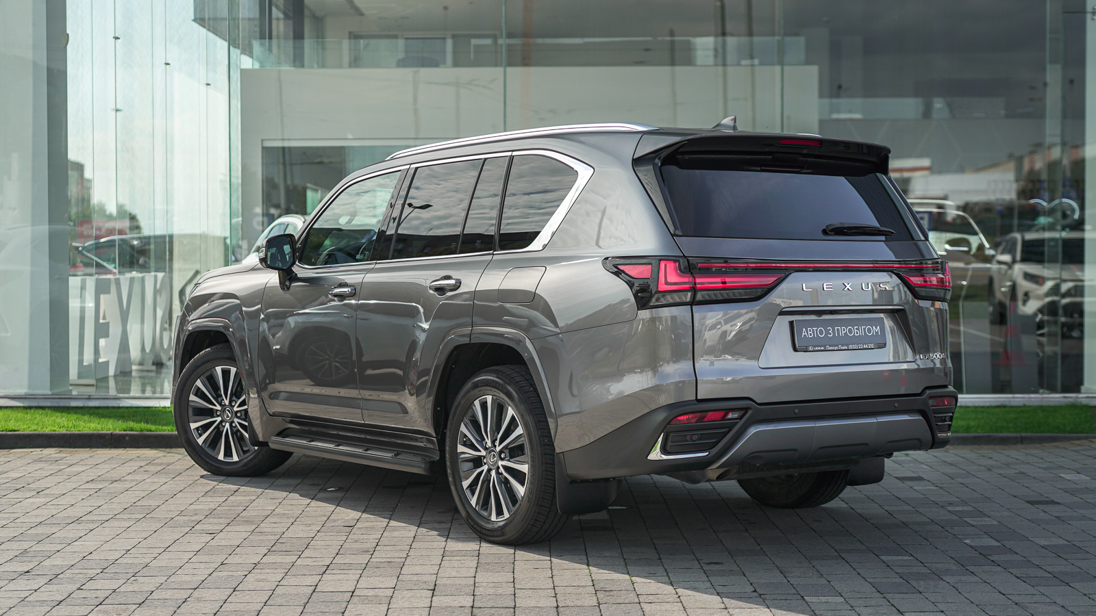 Lexus LX 2023 року з пробігом 143894 км, Універсал, Лексус Львів, м.Львів - 4216850 ГРН | Фото № 2