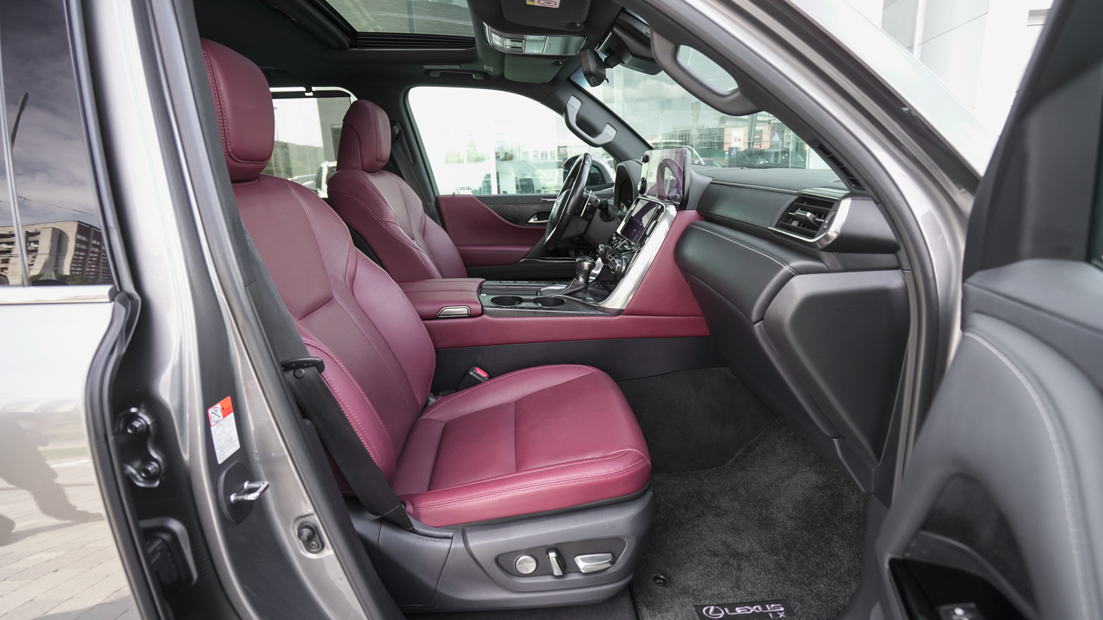 Lexus LX 2023 року з пробігом 143894 км, Універсал, Лексус Львів, м.Львів - 4216850 ГРН | Фото № 6