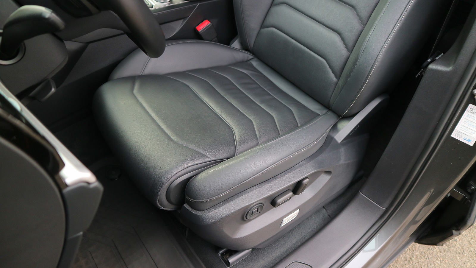 Інші авто VOLKSWAGEN TOUAREG 2019 року з пробігом 169208 км, Універсал, Тойота Центр Київ "Автосаміт Укравто Столичне", м.Київ - 1481000 ГРН | Фото № 15