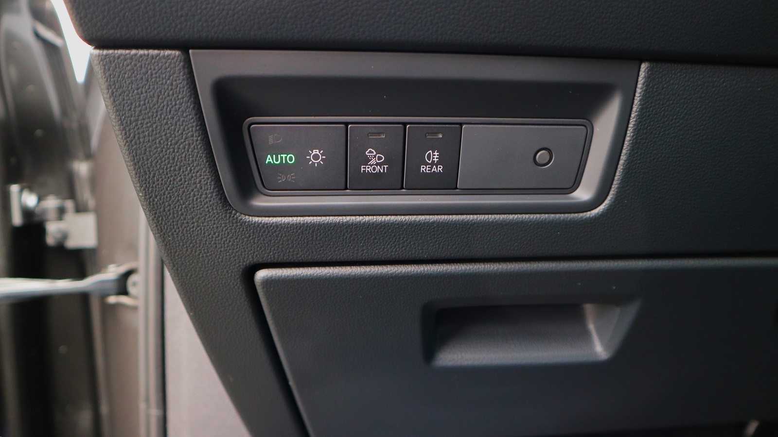 Інші авто VOLKSWAGEN TOUAREG 2019 року з пробігом 169208 км, Універсал, Тойота Центр Київ "Автосаміт Укравто Столичне", м.Київ - 1481000 ГРН | Фото № 22