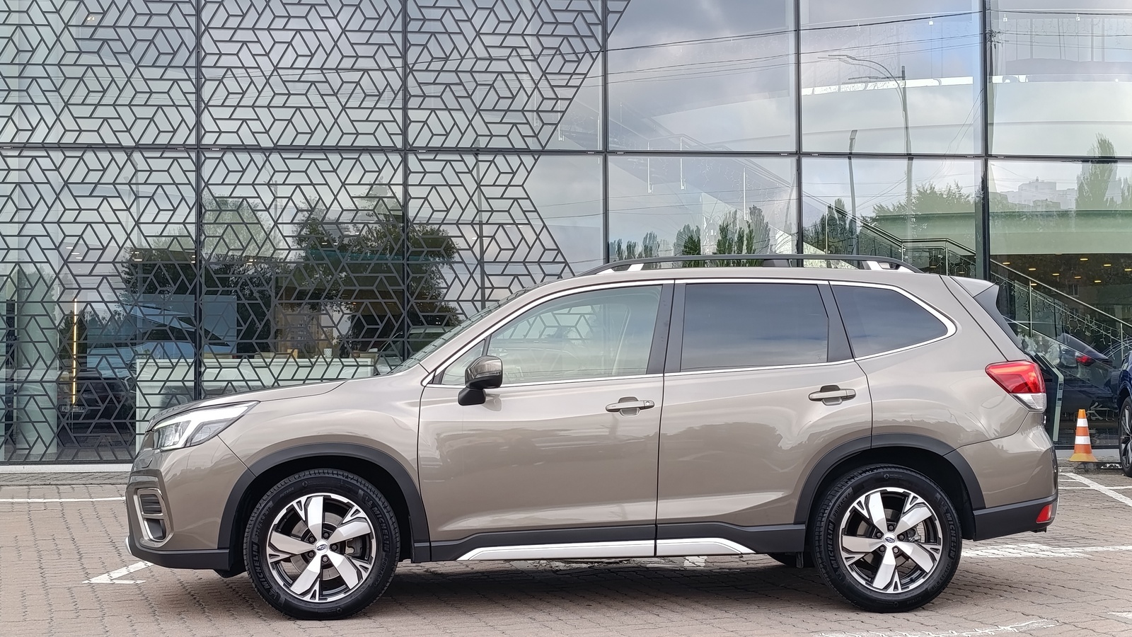 Інші авто SUBARU FORESTER 2020 року з пробігом 74498 км, Універсал, Лексус Київ Захід, м.Київ - 1120000 ГРН | Фото № 3