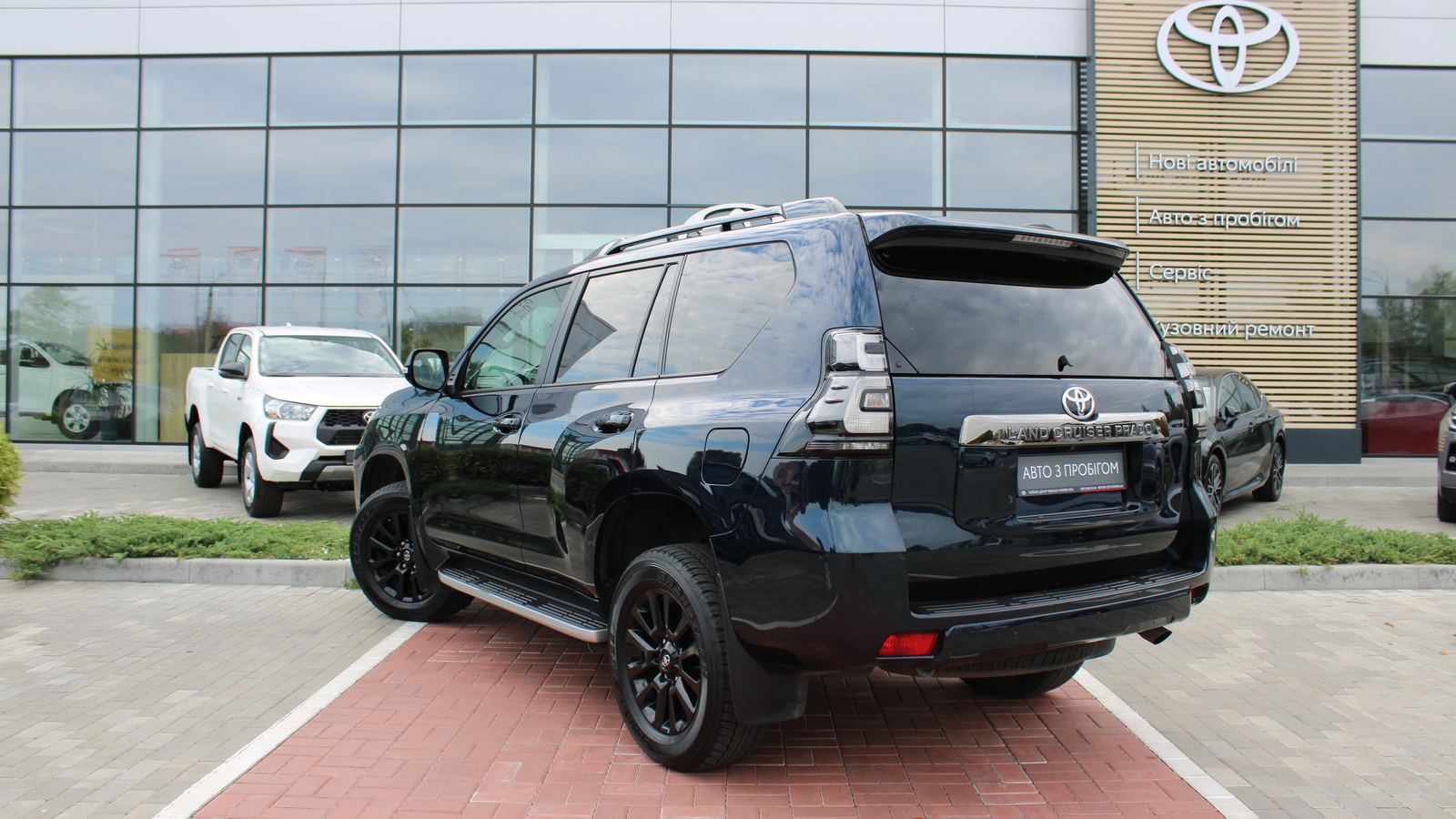 Toyota LAND CRUISER PRADO 2021 року з пробігом 112219 км, Універсал, Тойота Центр Черкаси "Мотор Сіті", м.Черкаси - 1885000 ГРН | Фото № 2