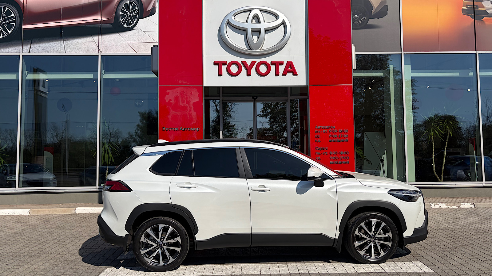 Toyota COROLLA CROSS 2024 року, Універсал, Тойота Центр Запоріжжя "Восток Автомир", м.Запоріжжя | Фото № 17 Toyota COROLLA CROSS 2024 року з пробігом 11800 км, Універсал, Тойота Центр Запоріжжя "Восток Автомир", м.Запоріжжя - 1621760 ГРН | Фото № 17