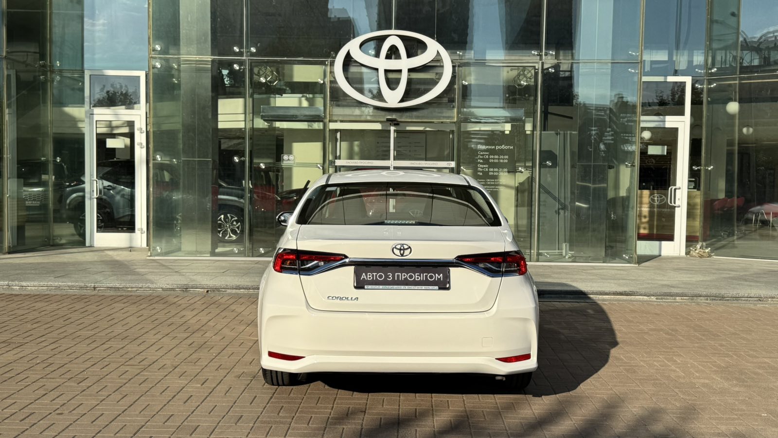 Toyota COROLLA 2019 року, Седан, Тойота Центр Київ "Автосаміт Укравто", м.Київ | Фото № 4 Toyota COROLLA 2019 року з пробігом 112948 км, Седан, Тойота Центр Київ "Автосаміт Укравто", м.Київ - 843000 ГРН | Фото № 4