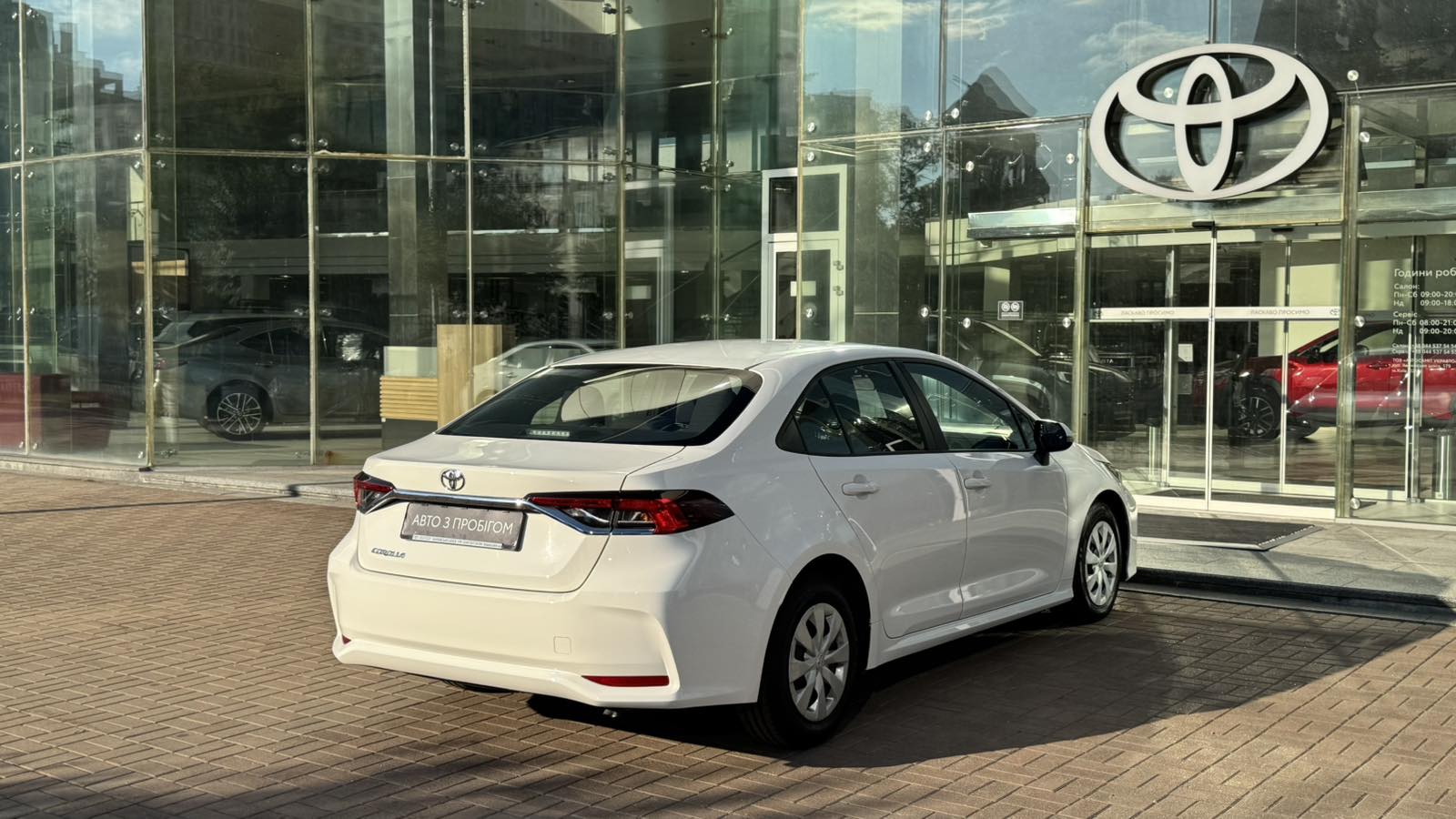 Toyota COROLLA 2019 року, Седан, Тойота Центр Київ "Автосаміт Укравто", м.Київ | Фото № 17 Toyota COROLLA 2019 року з пробігом 112948 км, Седан, Тойота Центр Київ "Автосаміт Укравто", м.Київ - 843000 ГРН | Фото № 17