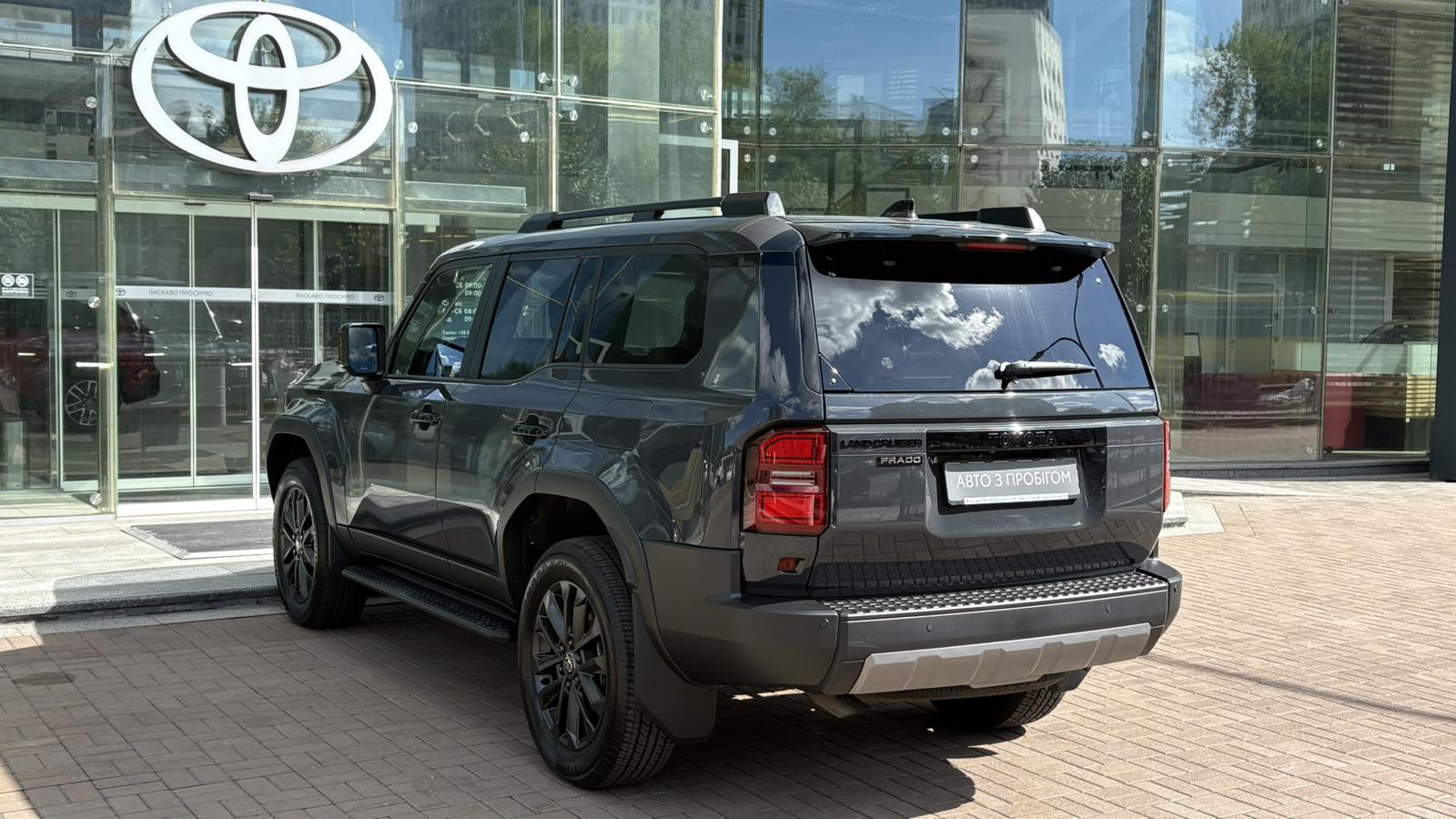 Toyota LAND CRUISER PRADO 2024 року, Універсал, Тойота Центр Київ "Автосаміт Укравто", м.Київ | Фото № 2 Toyota LAND CRUISER PRADO 2024 року з пробігом 8600 км, Універсал, Тойота Центр Київ "Автосаміт Укравто", м.Київ - 3295000 ГРН | Фото № 2