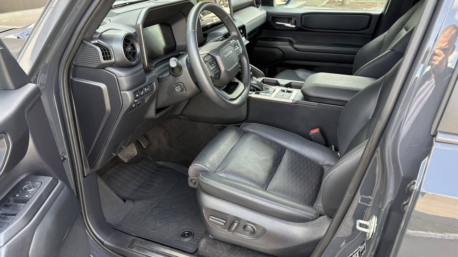Toyota LAND CRUISER PRADO 2024 року, Універсал, Тойота Центр Київ "Автосаміт Укравто", м.Київ | Фото № 12 Toyota LAND CRUISER PRADO 2024 року з пробігом 8600 км, Універсал, Тойота Центр Київ "Автосаміт Укравто", м.Київ - 3295000 ГРН | Фото № 12