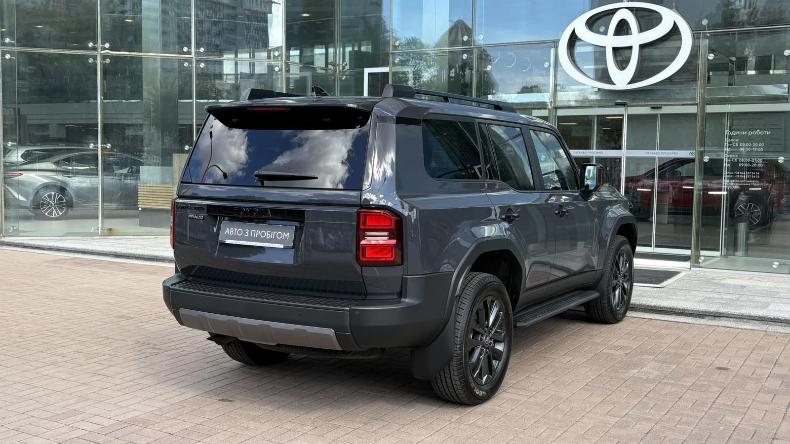 Toyota LAND CRUISER PRADO 2024 року, Універсал, Тойота Центр Київ "Автосаміт Укравто", м.Київ | Фото № 17 Toyota LAND CRUISER PRADO 2024 року з пробігом 8600 км, Універсал, Тойота Центр Київ "Автосаміт Укравто", м.Київ - 3295000 ГРН | Фото № 17