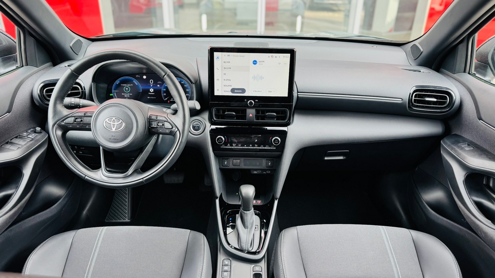 Toyota YARIS CROSS 2025 року, Хетчбек, Тойота Центр Тернопіль "Кристал Моторс", м.Тернопіль | Фото № 8 Toyota YARIS CROSS 2025 року з пробігом 1638 км, Хетчбек, Тойота Центр Тернопіль "Кристал Моторс", м.Тернопіль - 1520000 ГРН | Фото № 8