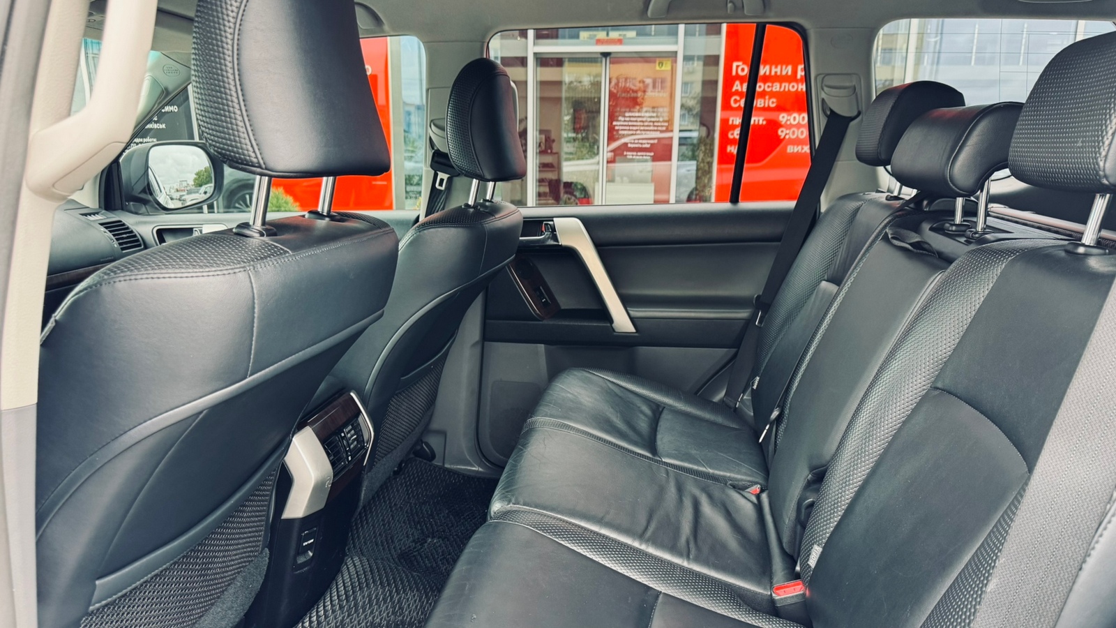Toyota LAND CRUISER PRADO 2010 року з пробігом 291144 км, Універсал, Тойота Центр Івано-Франківськ "Класик-Авто", м.Івано-Франківськ - 1035000 ГРН | Фото № 11