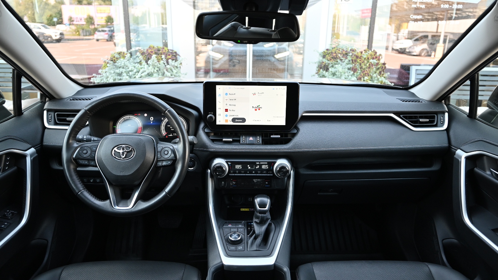 Toyota RAV4 2023 року, Універсал, Тойота Центр Київ "Сіті Плаза", м.Київ | Фото № 8 Toyota RAV4 2023 року з пробігом 73172 км, Універсал, Тойота Центр Київ "Сіті Плаза", м.Київ - 1473759 ГРН | Фото № 8