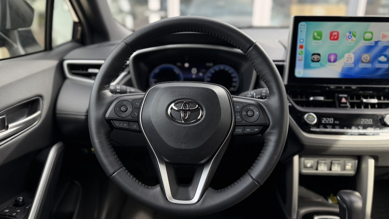 Toyota COROLLA CROSS 2023 року, Універсал, Тойота Центр Луцьк "Автоконцепт", м.Луцьк | Фото № 9 Toyota COROLLA CROSS 2023 року з пробігом 52310 км, Універсал, Тойота Центр Луцьк "Автоконцепт", м.Луцьк - 1400000 ГРН | Фото № 9