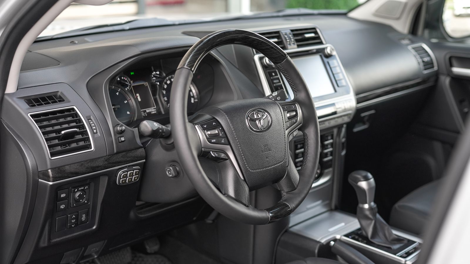 Toyota LAND CRUISER PRADO 2020 року з пробігом 86925 км, Універсал, Тойота Центр Львів "Діамант", м.Львів - 2155200 ГРН | Фото № 17