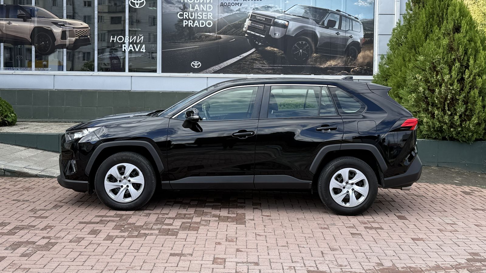 Toyota RAV4 2021 року з пробігом 36296 км, Універсал, Тойота Центр Чернівці "Олімп-Моторс", м.Чернівці - 1170000 ГРН | Фото № 3