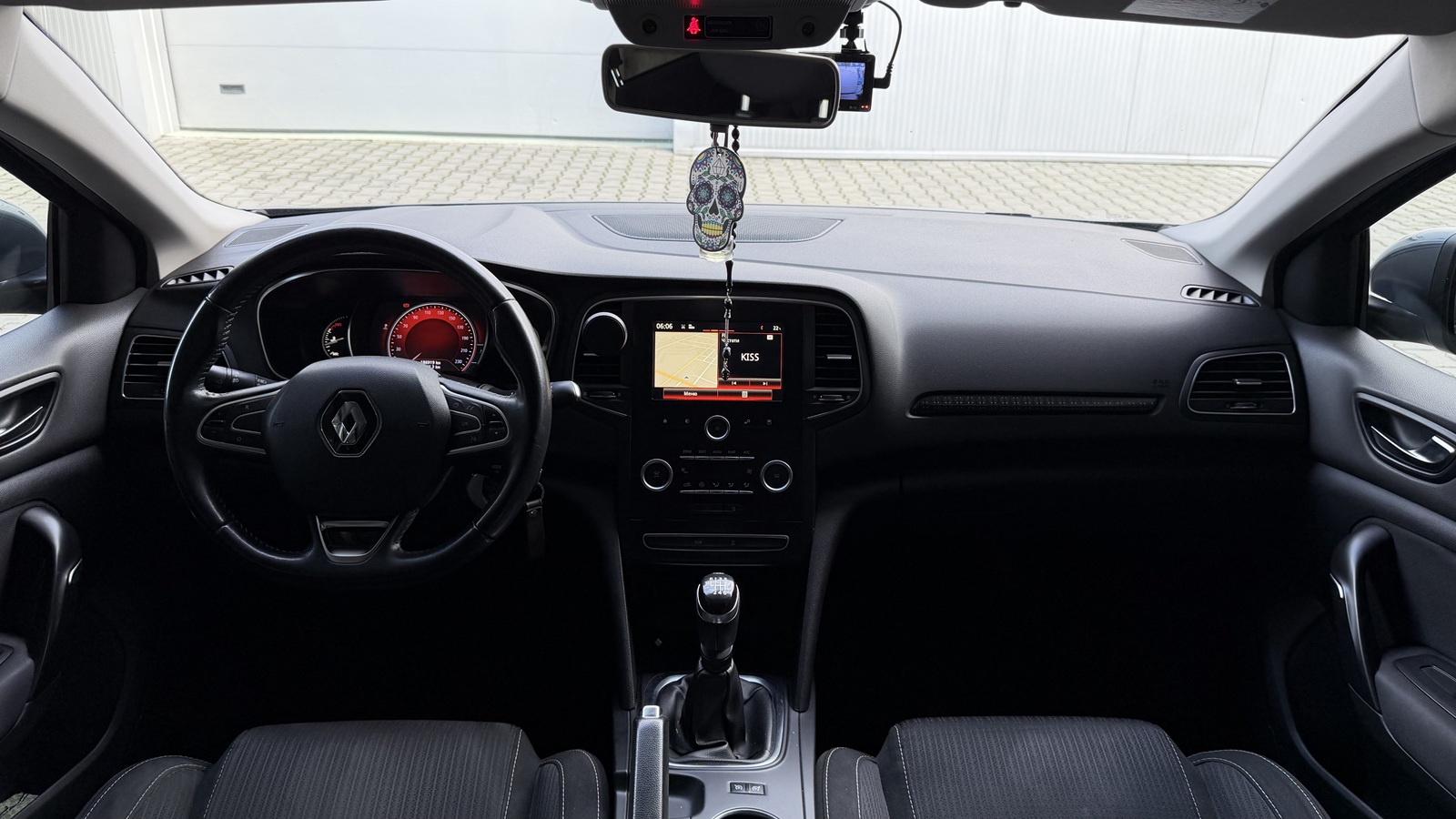 Інші авто RENAULT MEGANE 2016 року, Універсал, Тойота Центр Миколаїв "КиТ-Т", м.Миколаїв | Фото № 8 Інші авто RENAULT MEGANE 2016 року з пробігом 161131 км, Універсал, Тойота Центр Миколаїв "КиТ-Т", м.Миколаїв - 488320 ГРН | Фото № 8
