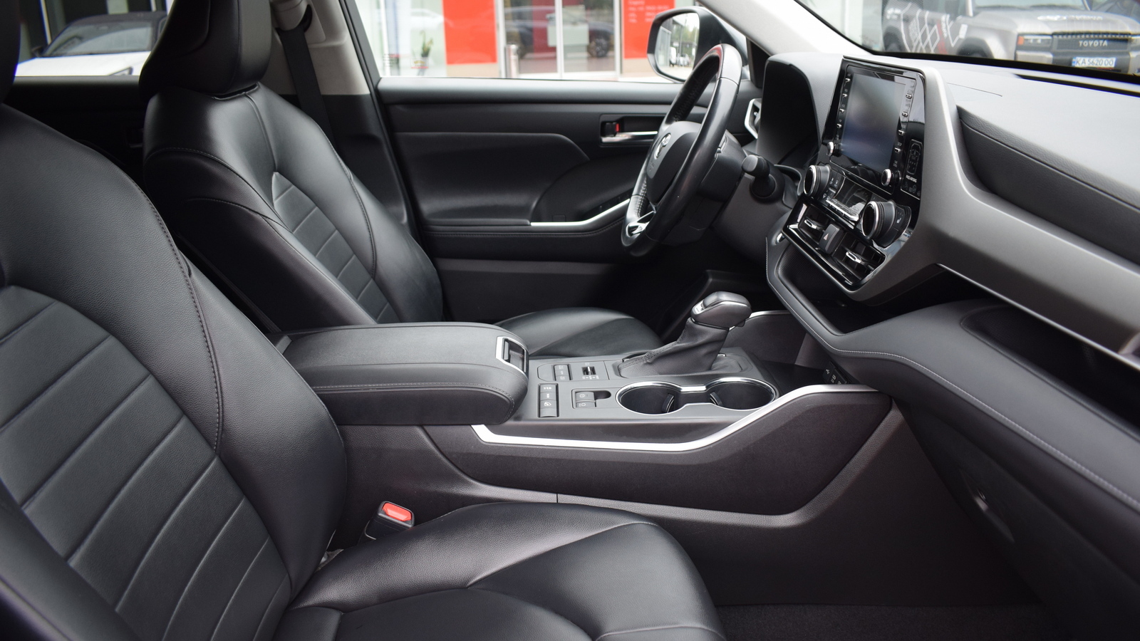 Toyota HIGHLANDER 2020 року з пробігом 102354 км, Універсал, Тойота Центр Житомир "Стар - Кар", м.Житомир - 1593000 ГРН | Фото № 6