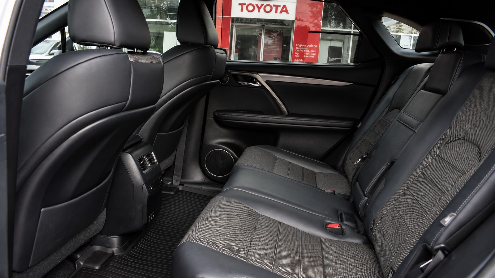 Lexus RX 2022 року з пробігом 24095 км, Універсал, Тойота Центр Житомир "Стар - Кар", м.Житомир - 2441600 ГРН | Фото № 11