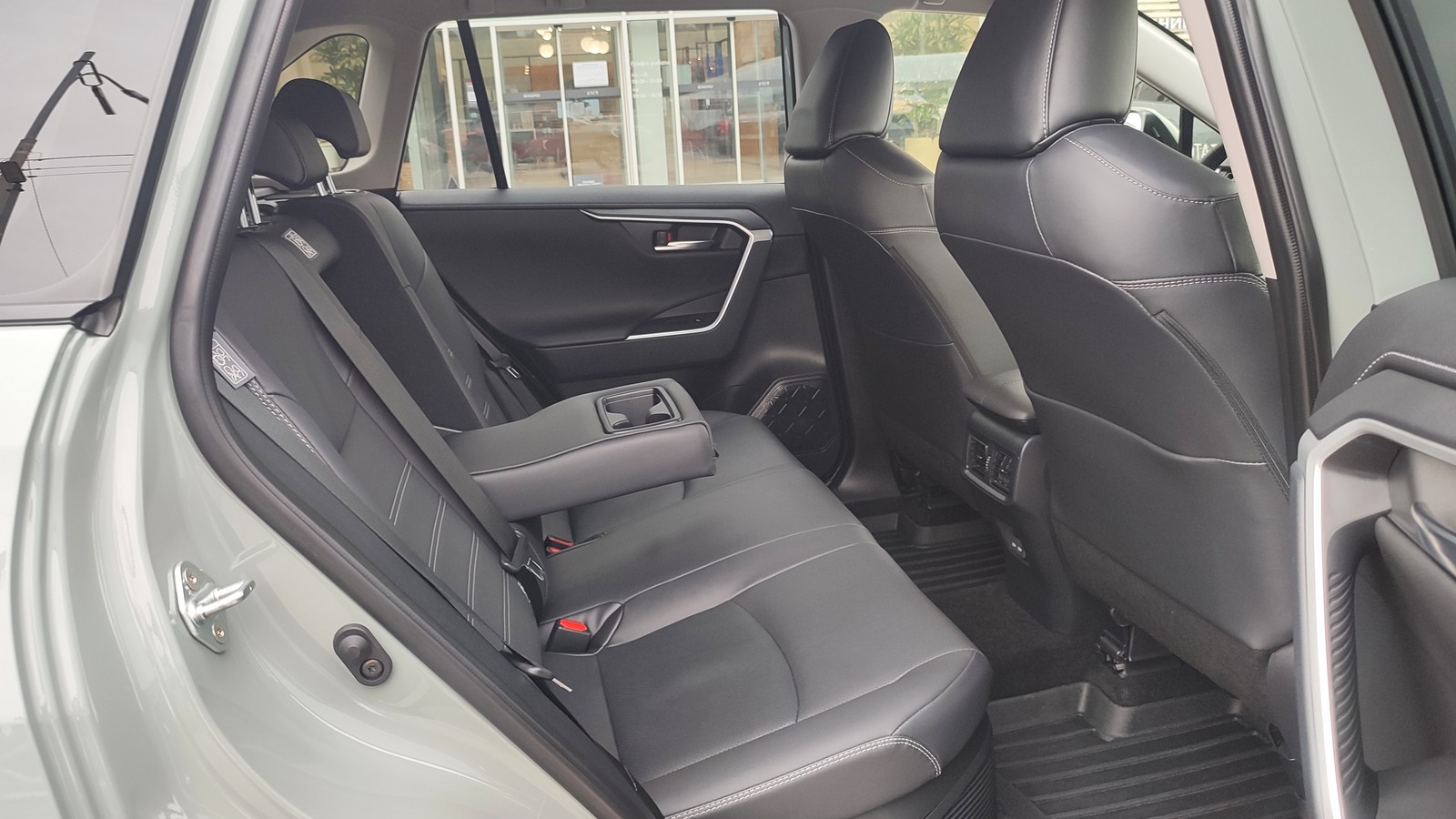 Toyota RAV4 2025 року з пробігом 11706 км, Універсал, Тойота Центр Київ "ВіДі Автострада", м.Київ - 2080000 ГРН | Фото № 7