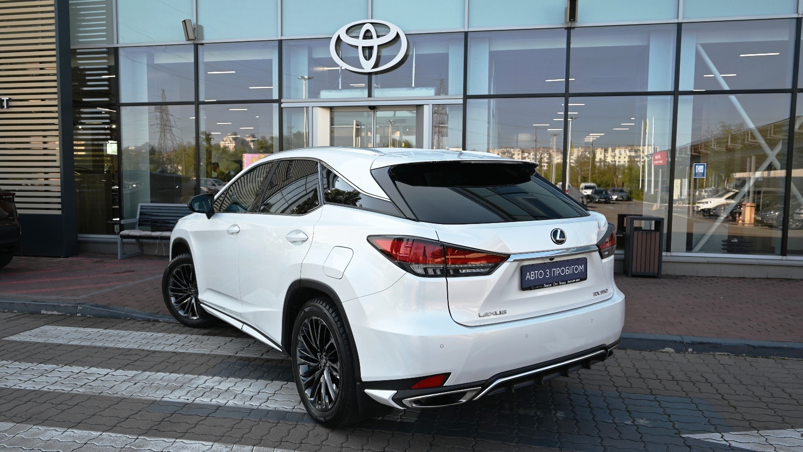 Lexus RX 2021 року, Універсал, Тойота Центр Київ "Сіті Плаза", м.Київ | Фото № 2 Lexus RX 2021 року з пробігом 36137 км, Універсал, Тойота Центр Київ "Сіті Плаза", м.Київ - 2204906 ГРН | Фото № 2