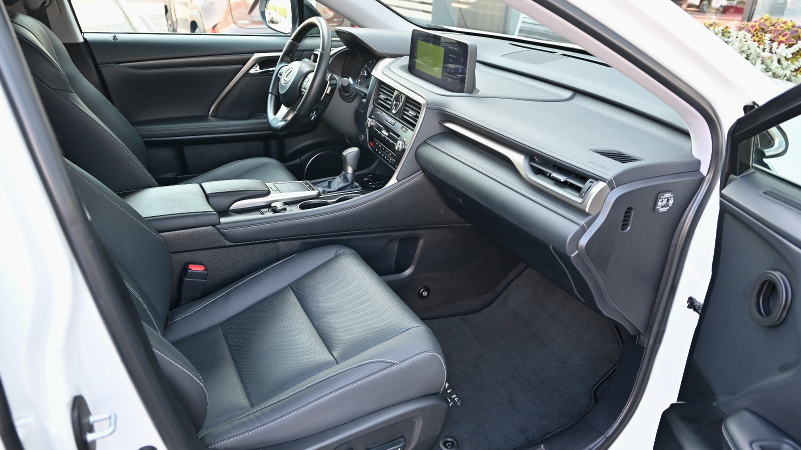 Lexus RX 2021 року, Універсал, Тойота Центр Київ "Сіті Плаза", м.Київ | Фото № 6 Lexus RX 2021 року з пробігом 36137 км, Універсал, Тойота Центр Київ "Сіті Плаза", м.Київ - 2204906 ГРН | Фото № 6