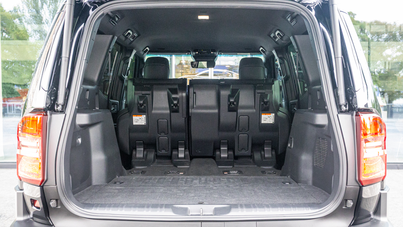 Toyota LAND CRUISER PRADO 2024 року з пробігом 29874 км, Універсал, Тойота Центр Дніпро "Алмаз Мотор" на Запорізькому шосе, м.Дніпро - 2500000 ГРН | Фото № 12