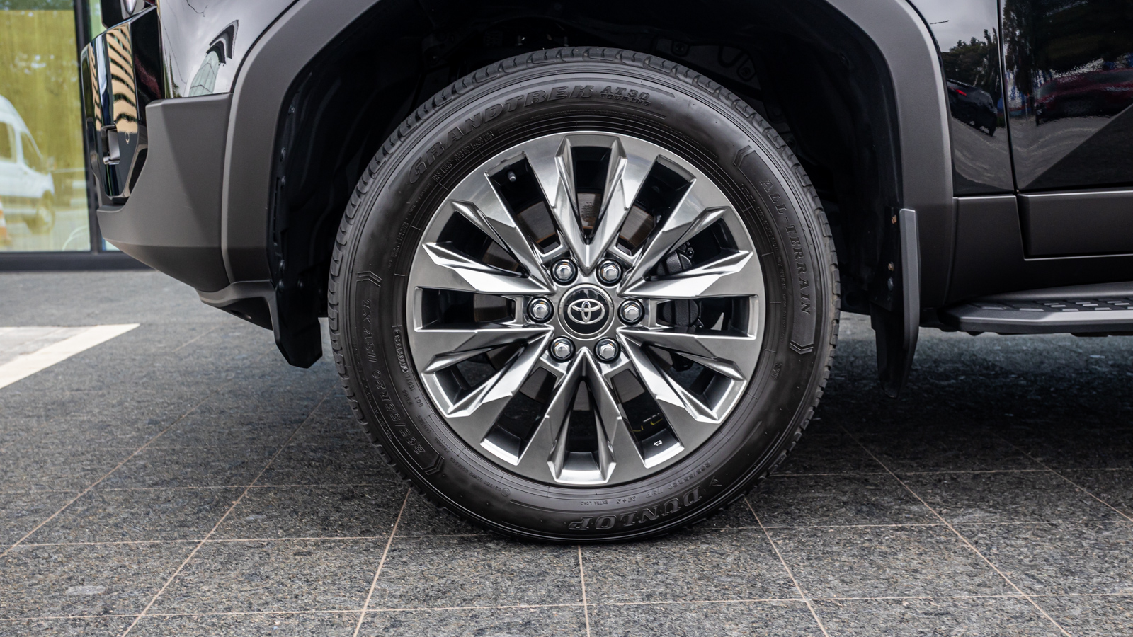 Toyota LAND CRUISER PRADO 2024 року з пробігом 29874 км, Універсал, Тойота Центр Дніпро "Алмаз Мотор" на Запорізькому шосе, м.Дніпро - 2500000 ГРН | Фото № 18