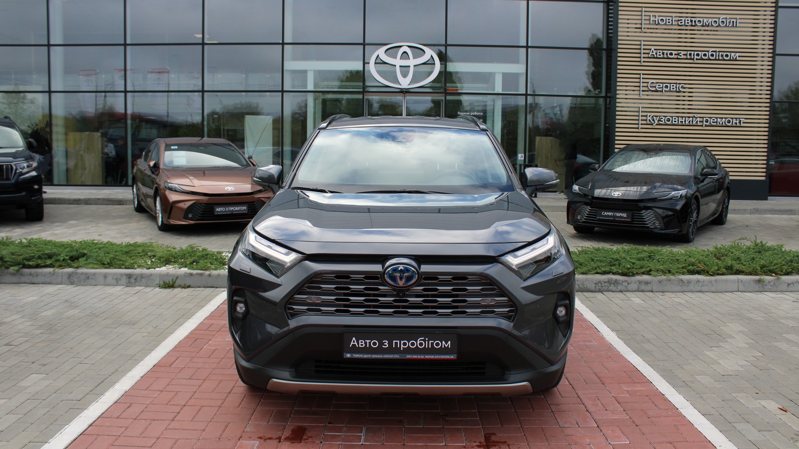 Toyota RAV4 2023 року, Універсал, Тойота Центр Черкаси "Мотор Сіті", м.Черкаси | Фото № 5 Toyota RAV4 2023 року з пробігом 52968 км, Універсал, Тойота Центр Черкаси "Мотор Сіті", м.Черкаси - 1935000 ГРН | Фото № 5