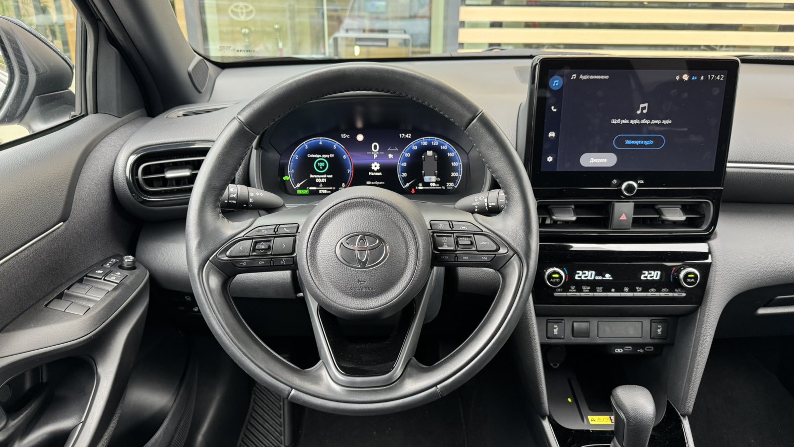 Toyota YARIS CROSS 2025 року з пробігом 5785 км, Хетчбек, Тойота Центр Ужгород "Карат Мотор", м.Ужгород - 1430270 ГРН | Фото № 13