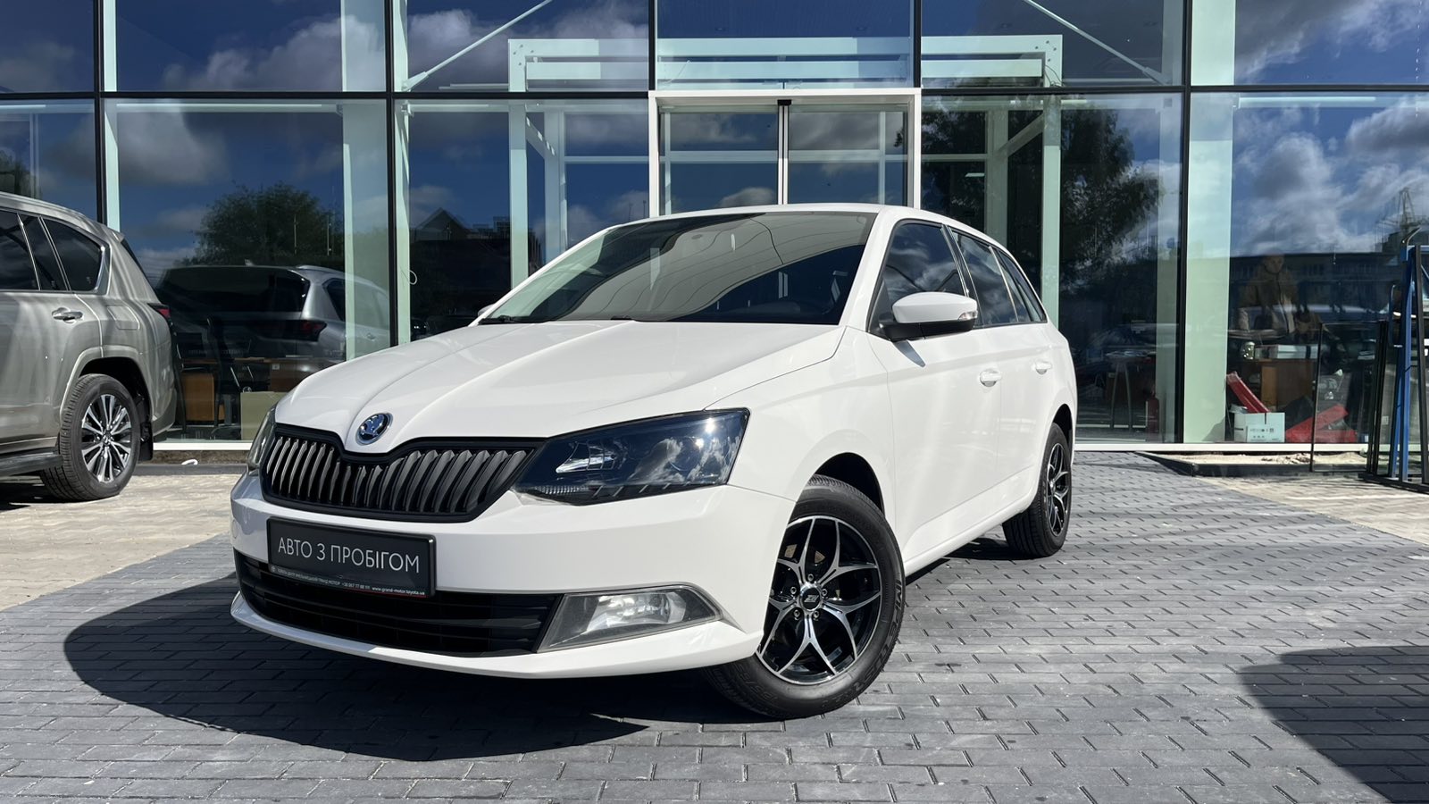 Інші авто SKODA FABIA 2018 року, Універсал, Тойота Центр Хмельницький "Гранд Мотор", м.Хмельницький | Фото № 1 Інші авто SKODA FABIA 2018 року з пробігом 185453 км, Універсал, Тойота Центр Хмельницький "Гранд Мотор", м.Хмельницький - 318790 ГРН | Фото № 1