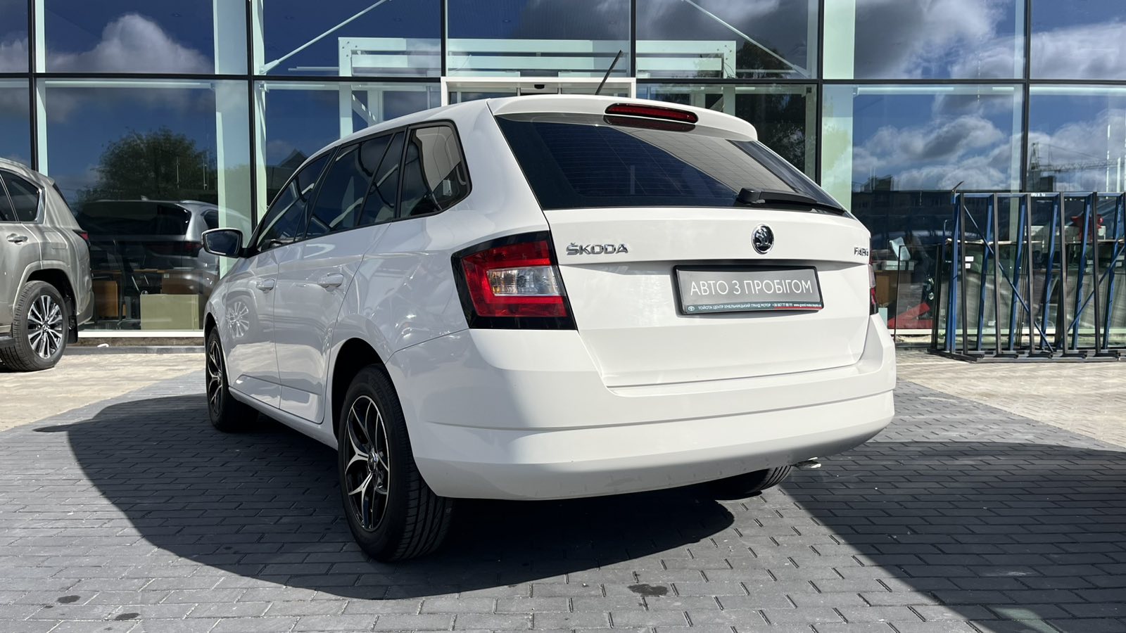 Інші авто SKODA FABIA 2018 року, Універсал, Тойота Центр Хмельницький "Гранд Мотор", м.Хмельницький | Фото № 2 Інші авто SKODA FABIA 2018 року з пробігом 185453 км, Універсал, Тойота Центр Хмельницький "Гранд Мотор", м.Хмельницький - 318790 ГРН | Фото № 2