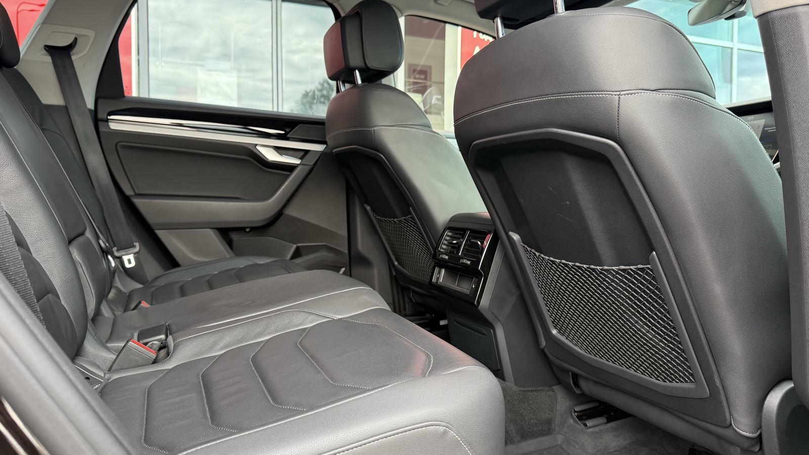 Інші авто VOLKSWAGEN TOUAREG 2019 року, Універсал, Тойота Центр Вінниця "Преміум Мотор", м.Вінниця | Фото № 7 Інші авто VOLKSWAGEN TOUAREG 2019 року з пробігом 141565 км, Універсал, Тойота Центр Вінниця "Преміум Мотор", м.Вінниця - 1890000 ГРН | Фото № 7