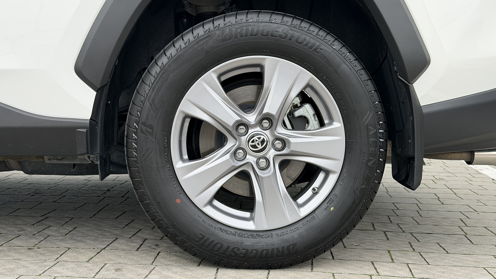 Toyota RAV4 2023 року з пробігом 62970 км, Універсал, Тойота Центр Рівне "Агат Авто", м.Рівне - 1485000 ГРН | Фото № 15