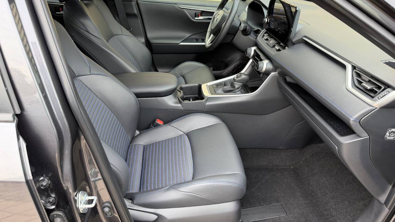 Toyota RAV4 2025 року з пробігом 6586 км, Універсал, Тойота Центр Одеса "Інжпроект", м.Одеса - 1801890 ГРН | Фото № 6