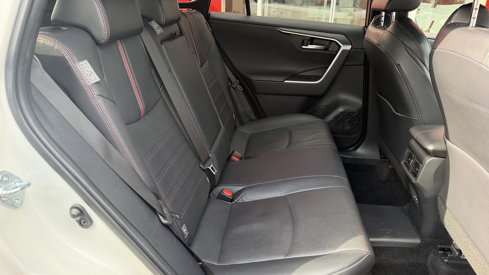 Toyota RAV4 Plug-In 2021 року з пробігом 119752 км, Універсал, Тойота Центр Кривий Ріг "Алмаз Сістем", м.Кривий Ріг - 1795000 ГРН | Фото № 7