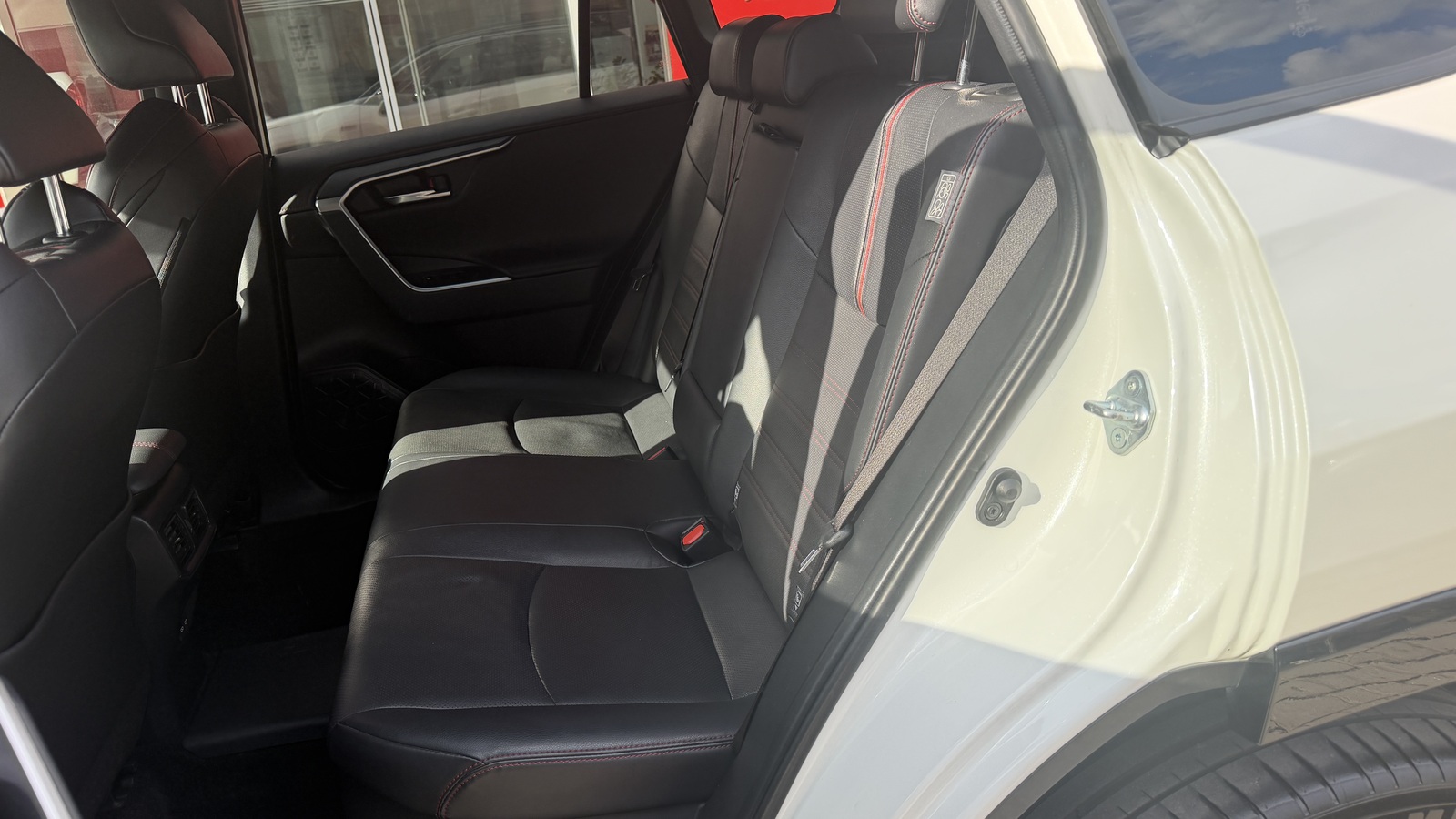 Toyota RAV4 Plug-In 2021 року з пробігом 119752 км, Універсал, Тойота Центр Кривий Ріг "Алмаз Сістем", м.Кривий Ріг - 1795000 ГРН | Фото № 11