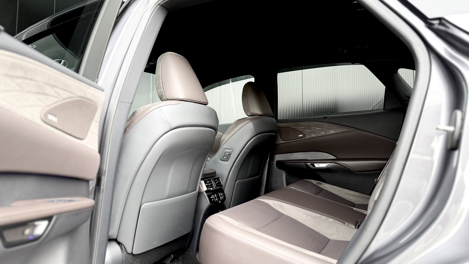 Lexus RX 450h+ 2025 року з пробігом 7448 км, Універсал, Лексус Одеса, м.Одеса - 4409180 ГРН | Фото № 11
