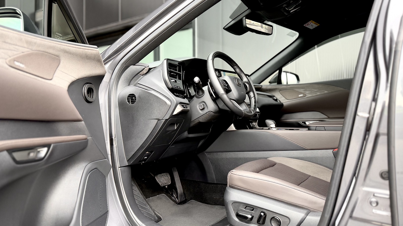 Lexus RX 450h+ 2025 року з пробігом 7448 км, Універсал, Лексус Одеса, м.Одеса - 4409180 ГРН | Фото № 12