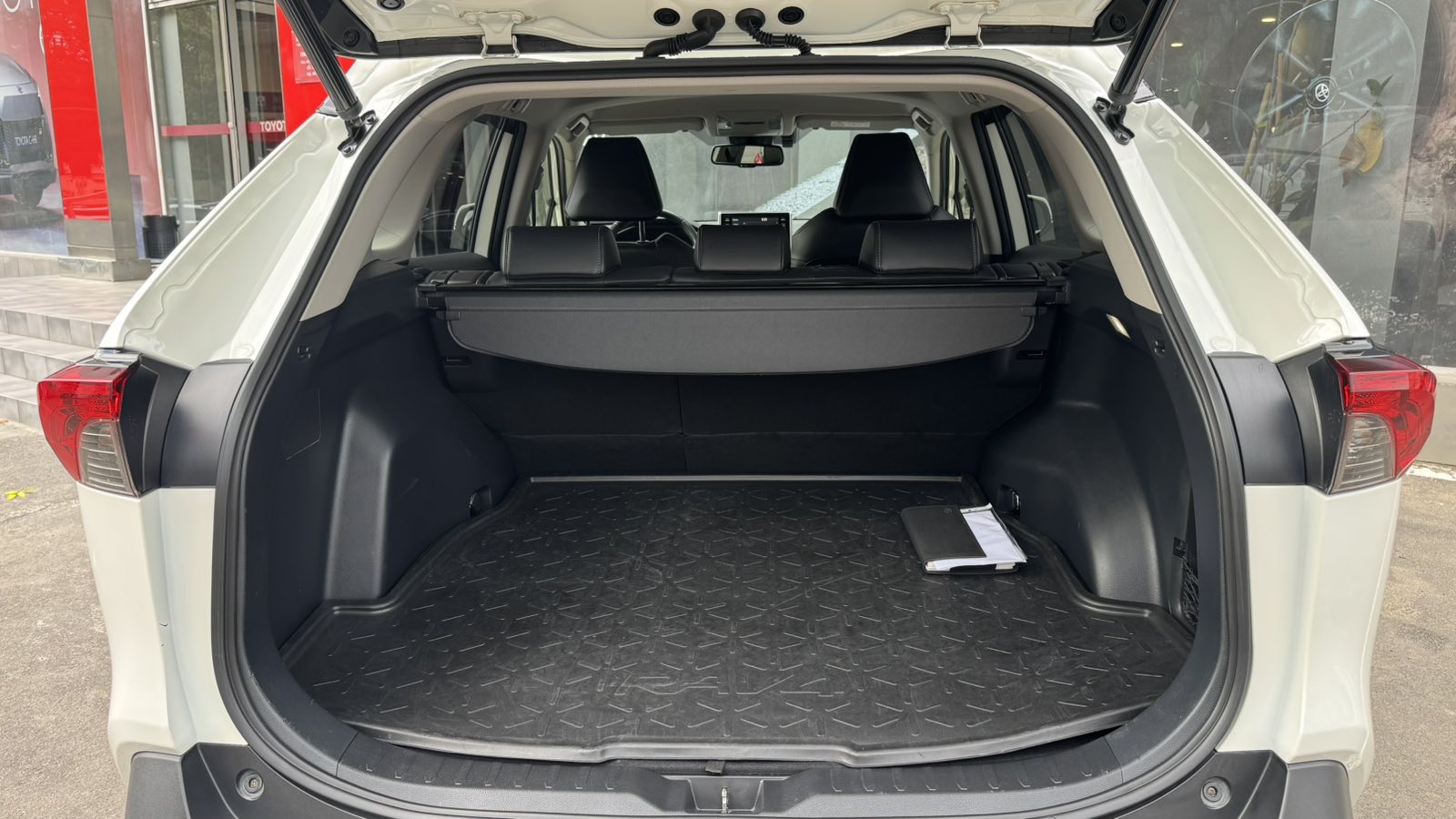 Toyota RAV4 2022 року з пробігом 68979 км, Універсал, Тойота Центр Одеса "ВіДі Пальміра", м.Одеса - 1500000 ГРН | Фото № 10