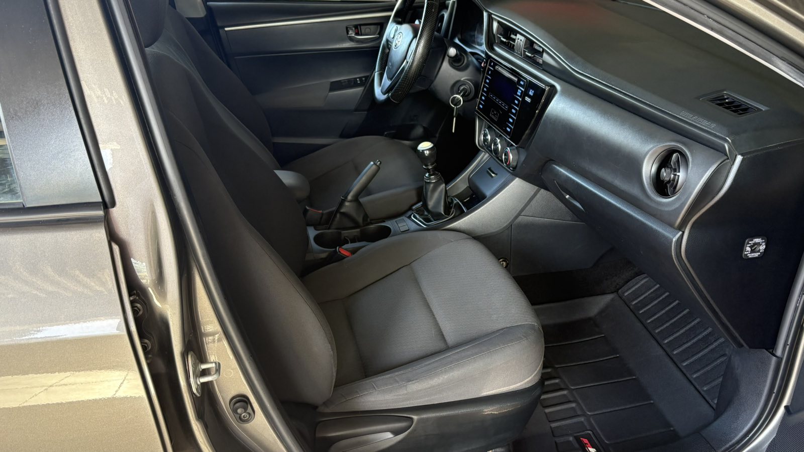 Toyota COROLLA 2016 року з пробігом 183558 км, Седан, Тойота Центр Київ "Автосаміт Укравто", м.Київ - 567900 ГРН | Фото № 6