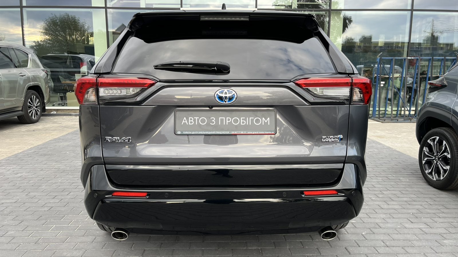 Toyota RAV4 Plug-In 2021 року з пробігом 169031 км, Універсал, Тойота Центр Хмельницький "Гранд Мотор", м.Хмельницький - 1778000 ГРН | Фото № 4