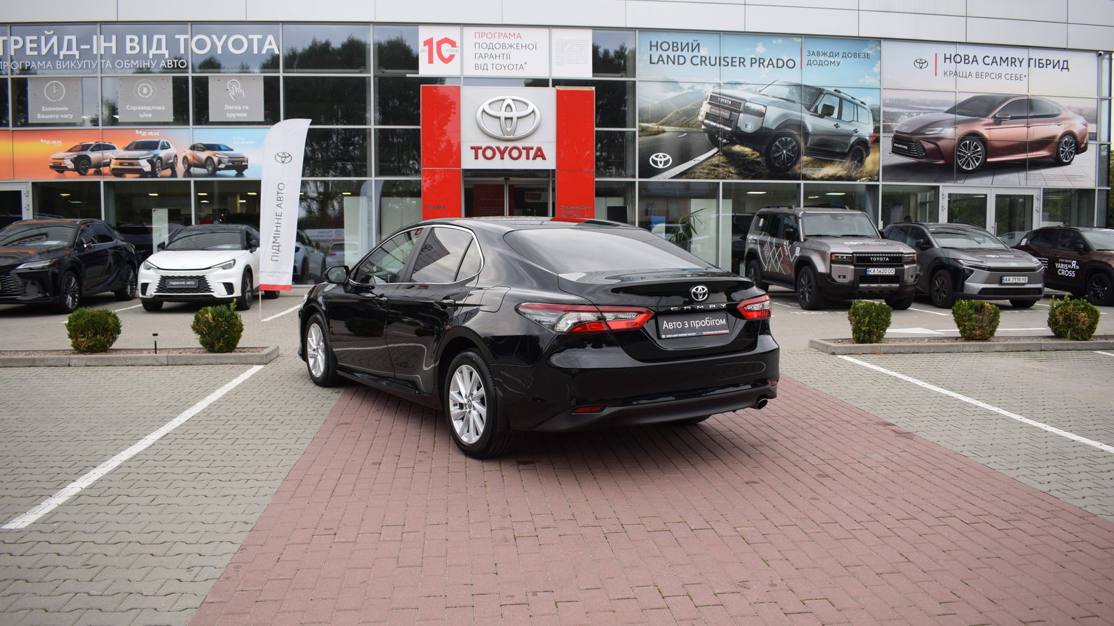 Toyota CAMRY 2021 року з пробігом 43670 км, Седан, Тойота Центр Житомир "Стар - Кар", м.Житомир - 1125000 ГРН | Фото № 2