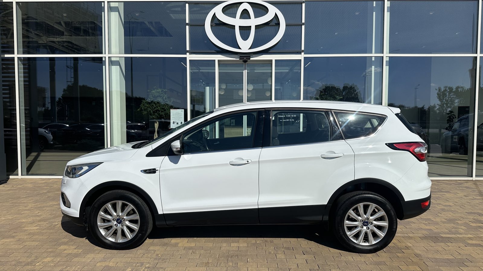 Інші авто FORD KUGA 2018 року з пробігом 95802 км, Універсал, Тойота Центр Київ "ВІДІ Аеропорт", м.Київ - 670000 ГРН | Фото № 3