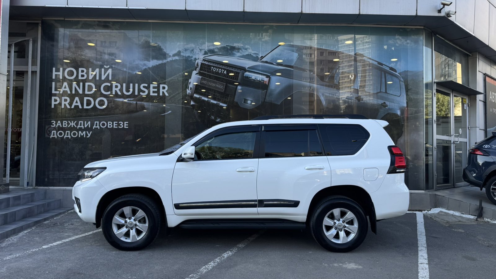 Toyota LAND CRUISER PRADO 2019 року, Універсал, Тойота Центр Одеса "ВіДі Пальміра", м.Одеса | Фото № 3 Toyota LAND CRUISER PRADO 2019 року з пробігом 189747 км, Універсал, Тойота Центр Одеса "ВіДі Пальміра", м.Одеса - 1582000 ГРН | Фото № 3