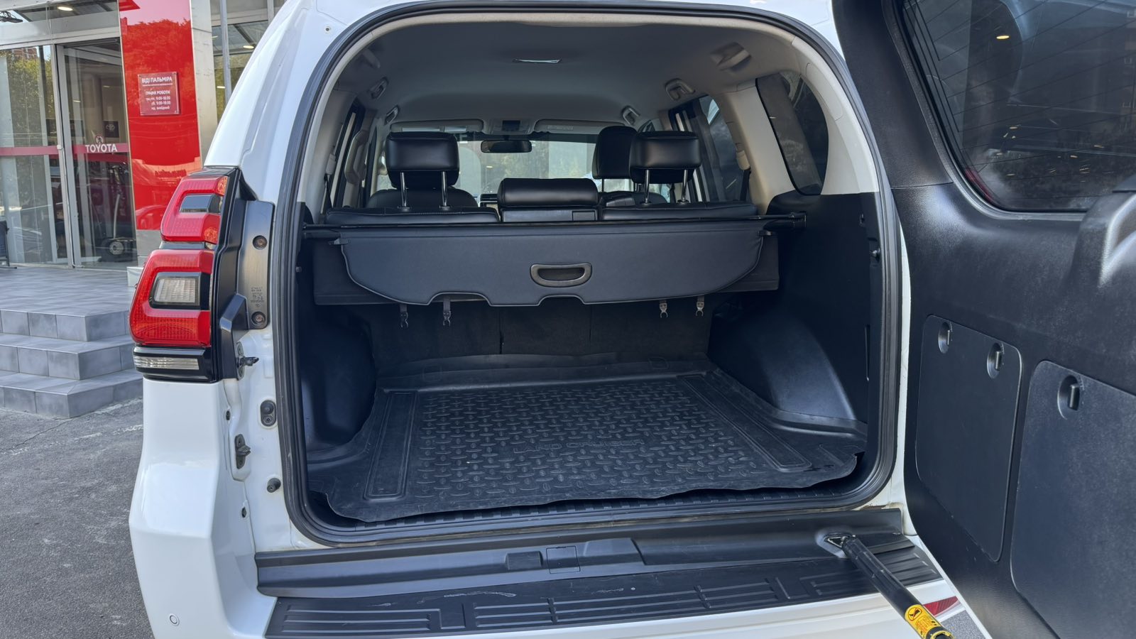 Toyota LAND CRUISER PRADO 2019 року, Універсал, Тойота Центр Одеса "ВіДі Пальміра", м.Одеса | Фото № 10 Toyota LAND CRUISER PRADO 2019 року з пробігом 189747 км, Універсал, Тойота Центр Одеса "ВіДі Пальміра", м.Одеса - 1582000 ГРН | Фото № 10