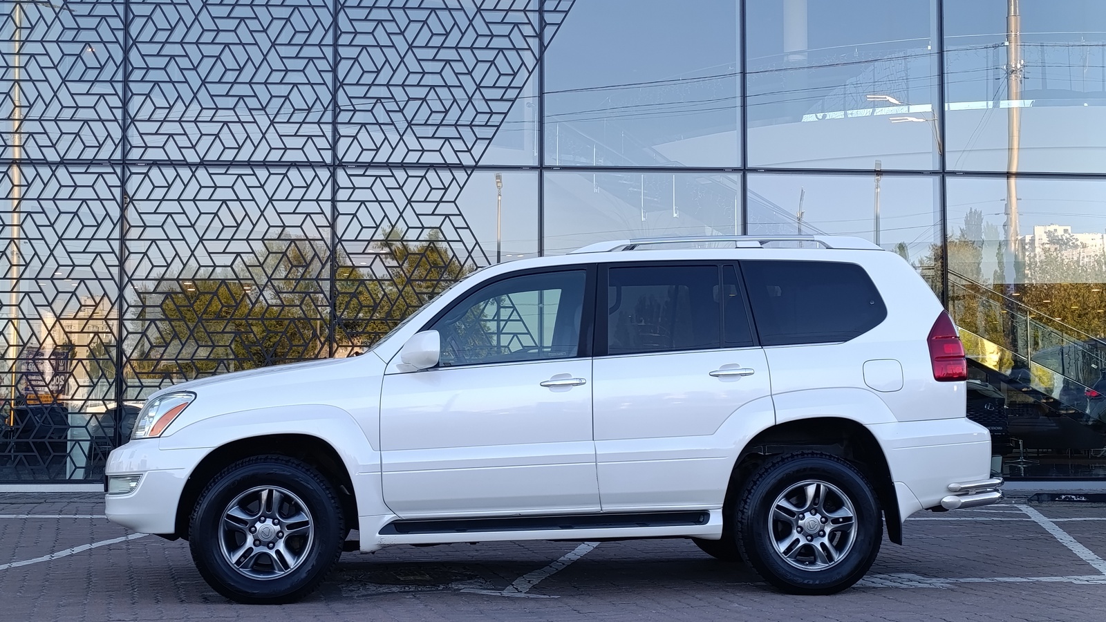 Lexus GX 2008 року з пробігом 171123 км, Універсал, Лексус Київ Захід, м.Київ - 800000 ГРН | Фото № 3