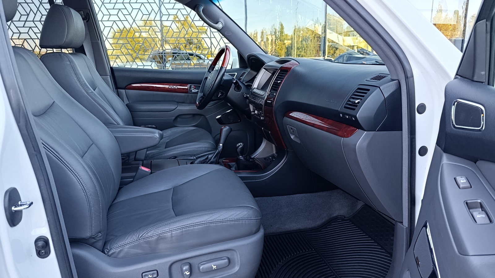 Lexus GX 2008 року з пробігом 171123 км, Універсал, Лексус Київ Захід, м.Київ - 800000 ГРН | Фото № 6